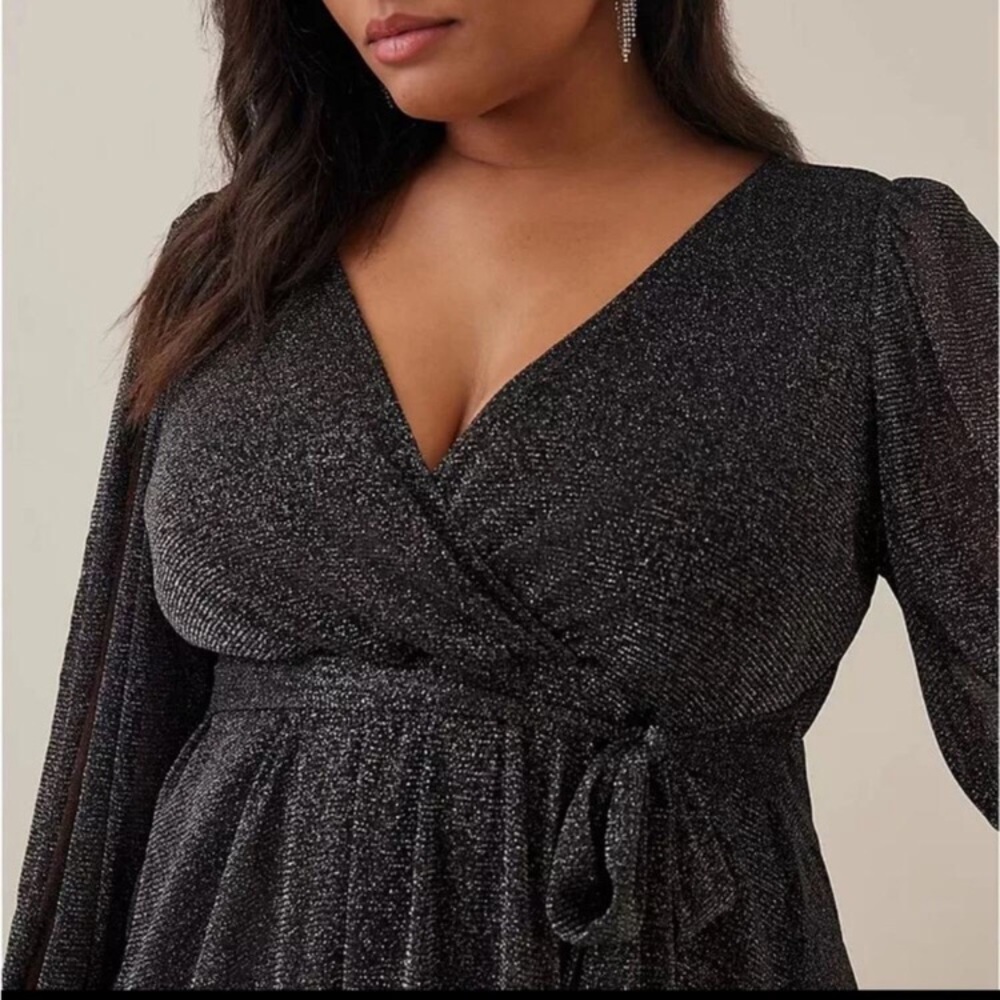 NWT TORRID Lurex Surplice Top in Black Shimmer - Picture 4 of 13